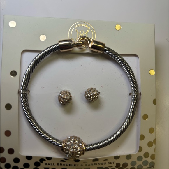 Modern expressions  Silver and Gold Bracelet Set - Picture 2 of 4